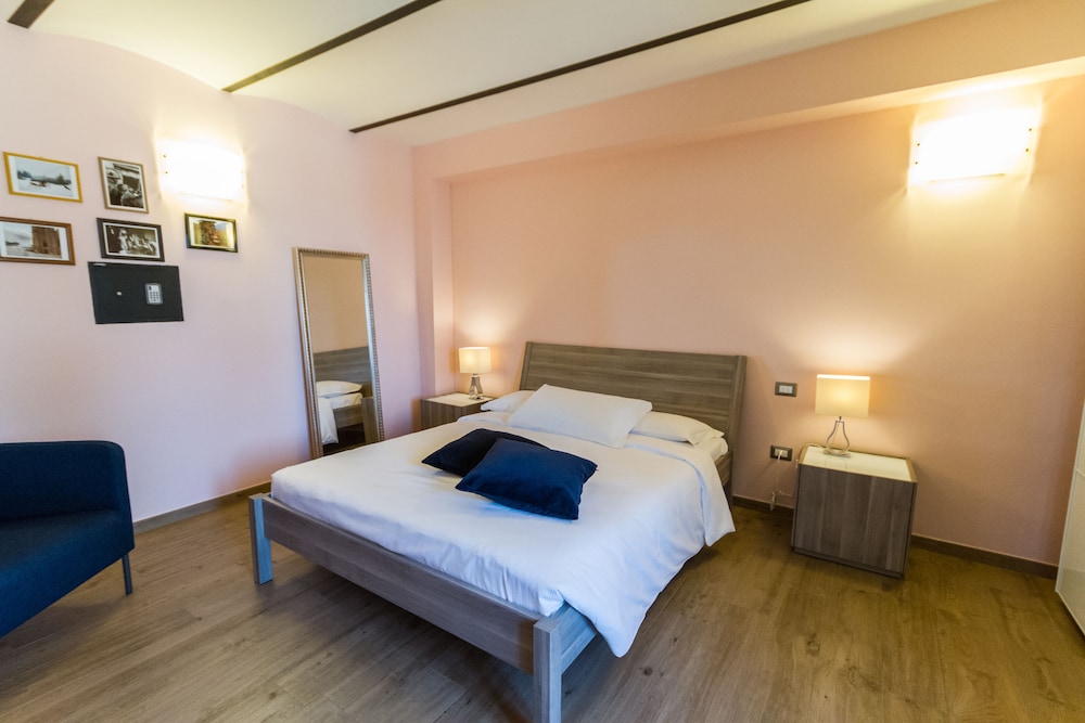 Comfort Quadruple Room, Accessible photo 2