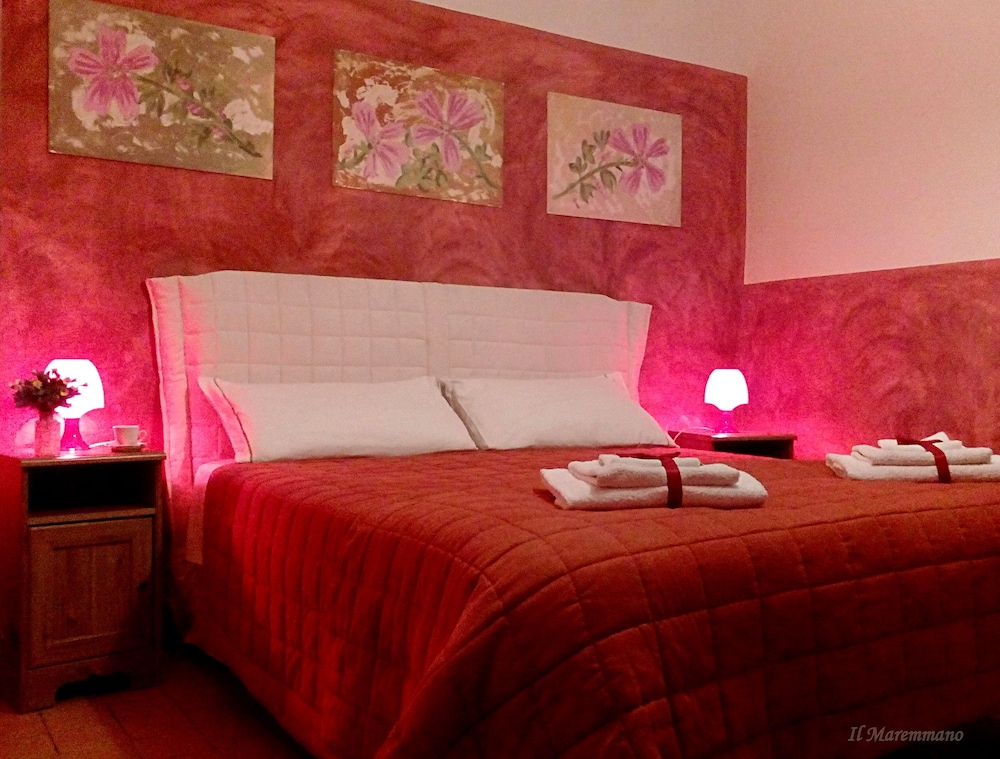 Romantic Villa, 1 Bedroom, Patio, Mountainside photo 1