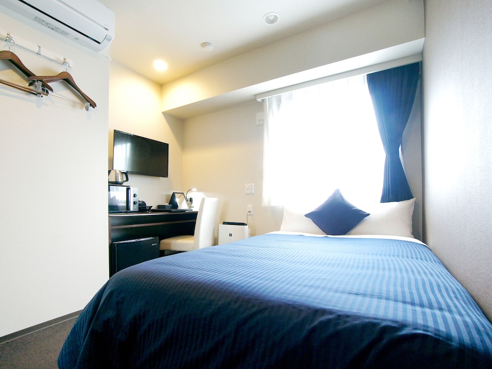 Single Room, Non Smoking photo 1