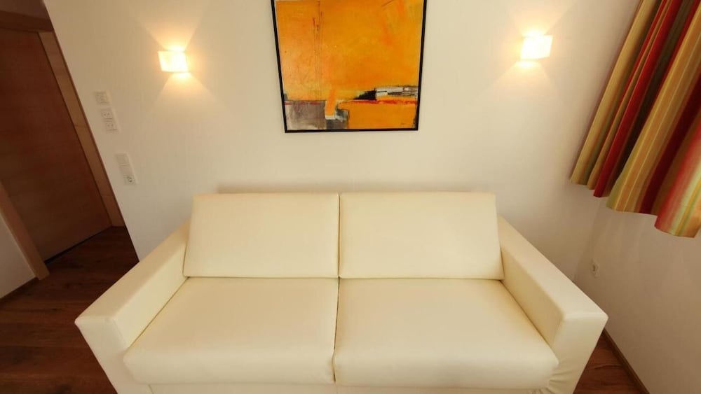 Apartment (3 adults) photo 2