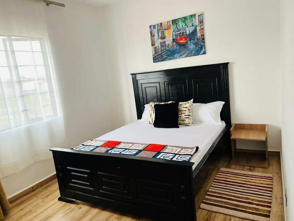 Luxury Apartment photo 2