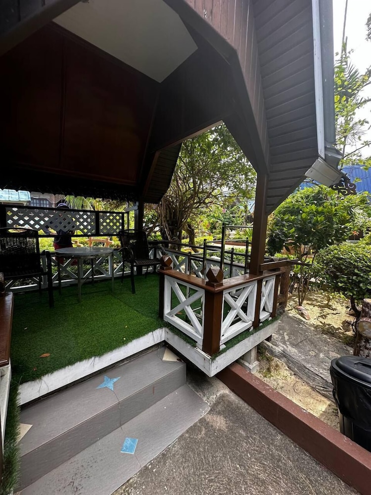 Triple Room, Balcony, Garden View