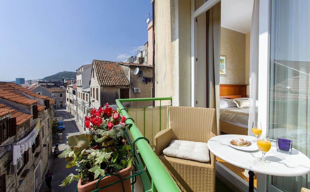 Superior Double Room, Balcony photo 2
