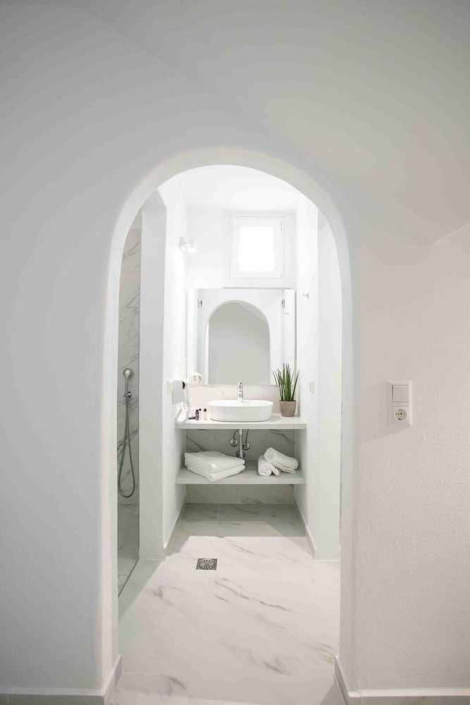 Villa photo 3
