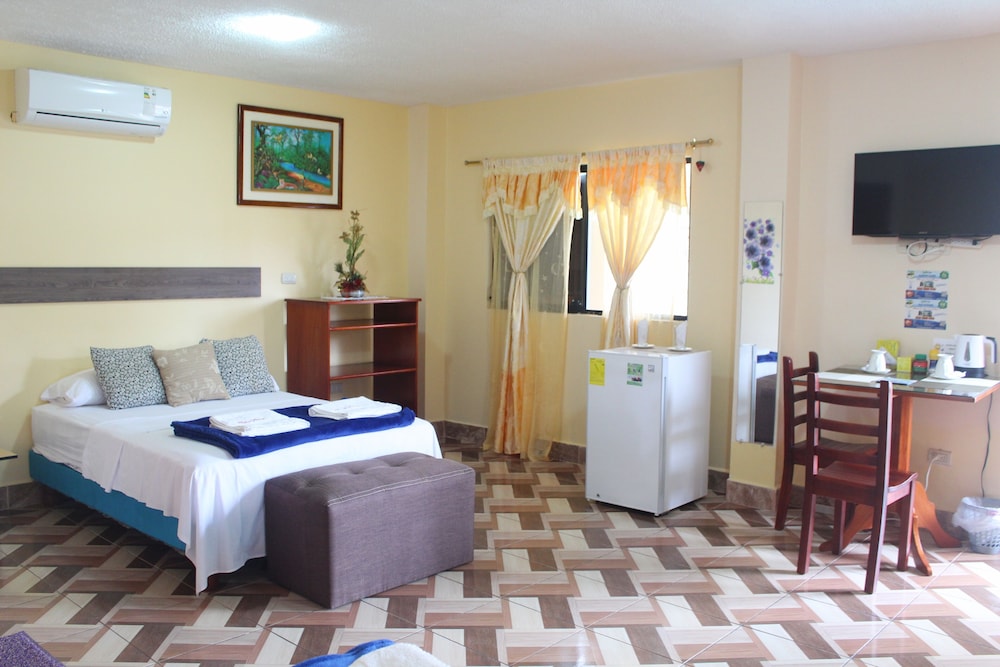 Triple Room, Accessible photo 1