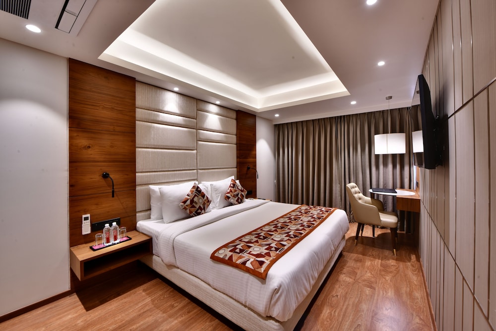 Junior Suite - Photo 1