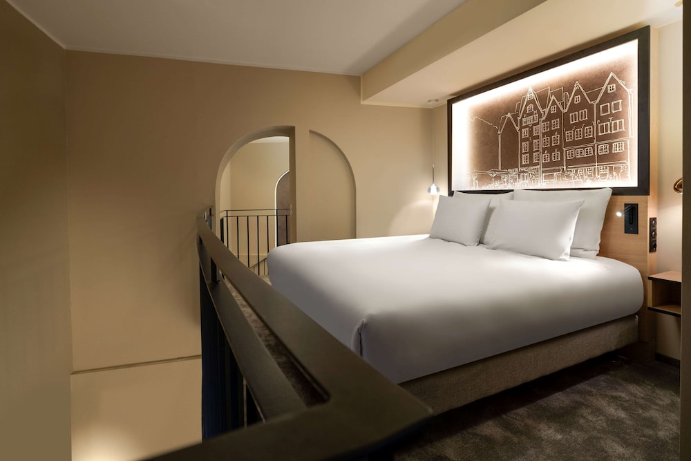 Suite, 1 King Bed (Tower Duplex)