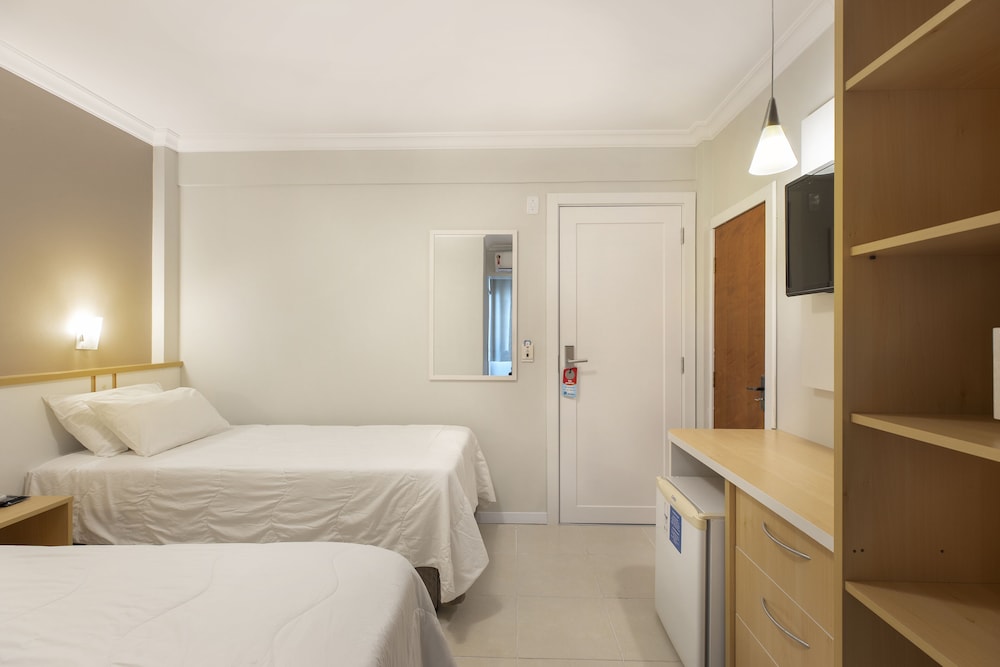 Standard Double Room, Multiple Beds