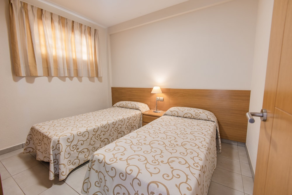 Premium Apartment, 1 Bedroom, Balcony, Sea View (2 Adults And 1 Child) - Photo 2