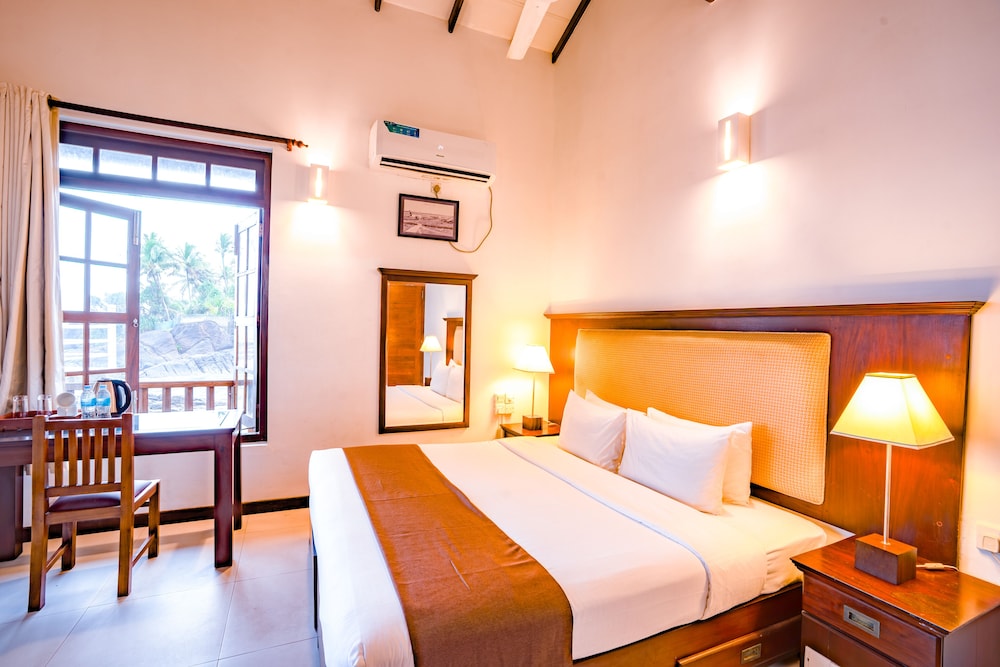 Deluxe Double Room, Balcony, Sea View photo 2