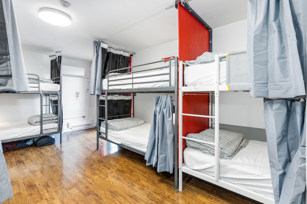 Bed in 6-Bed Dorm thumbnail 6