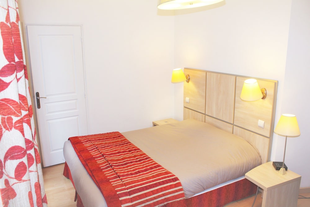 Family Apartment, 2 Bedrooms, Non Smoking, Kitchen - Photo 3