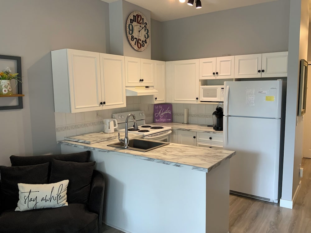 Romantic Studio, Ground Floor