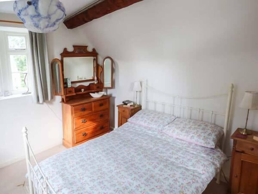 Cottage photo 2
