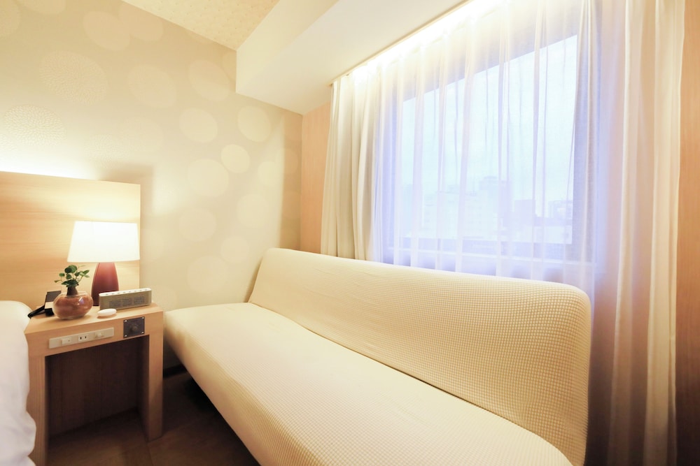 Moderate Queen Room, Non Smoking - Photo 4