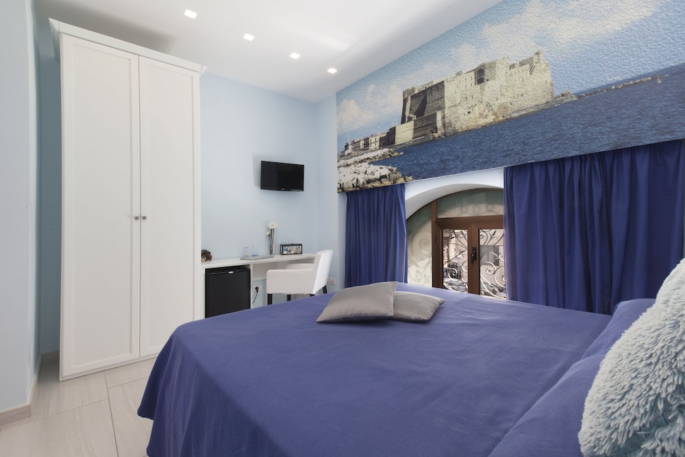 Classic Double Room, 1 Bedroom, Non Smoking photo 2