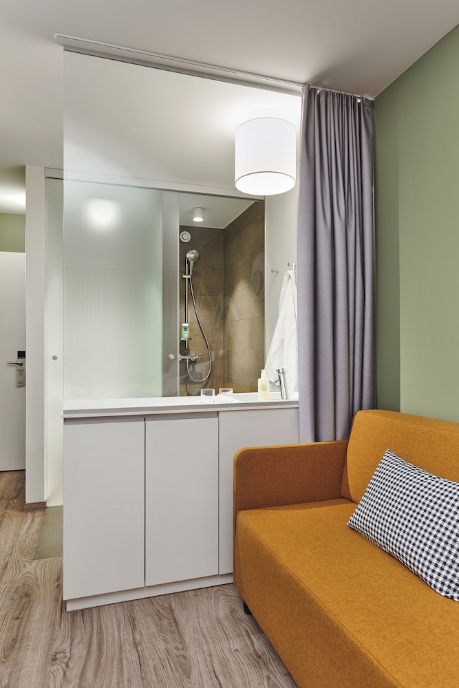 Double Room - Photo 5