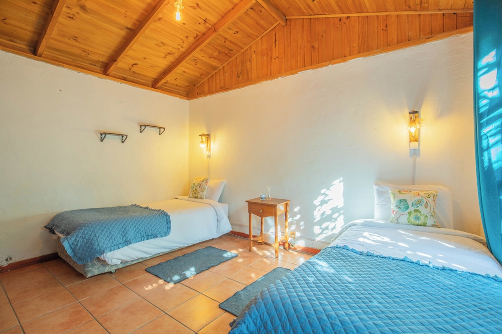Basic Triple Room photo 2