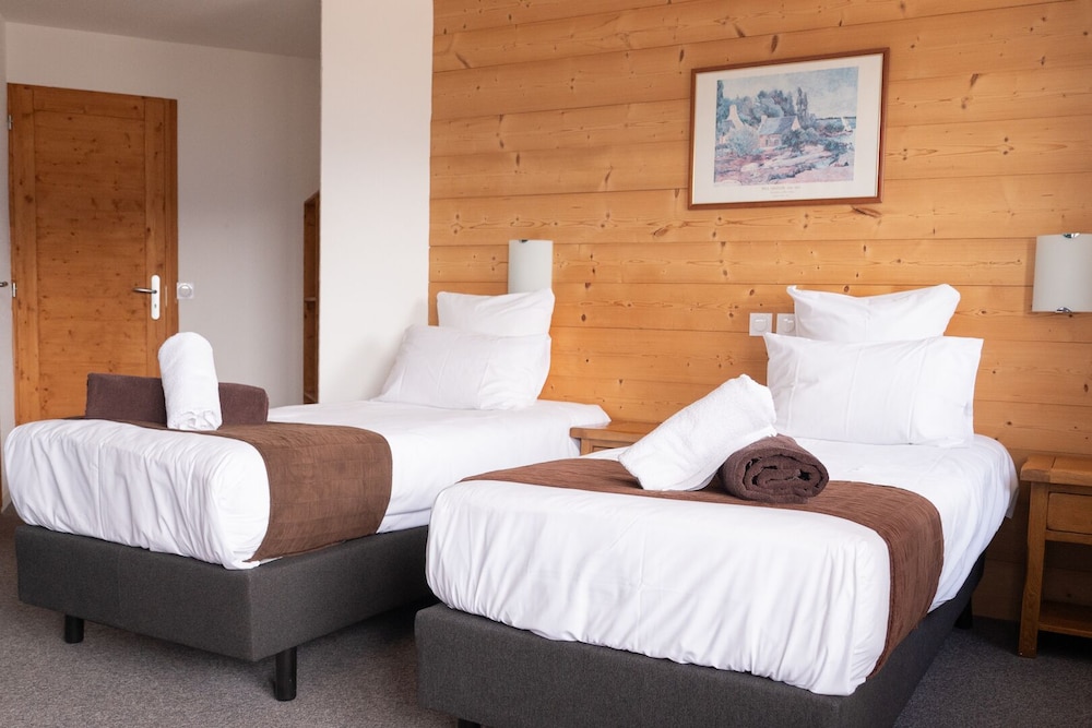 Twin Room, Balcony