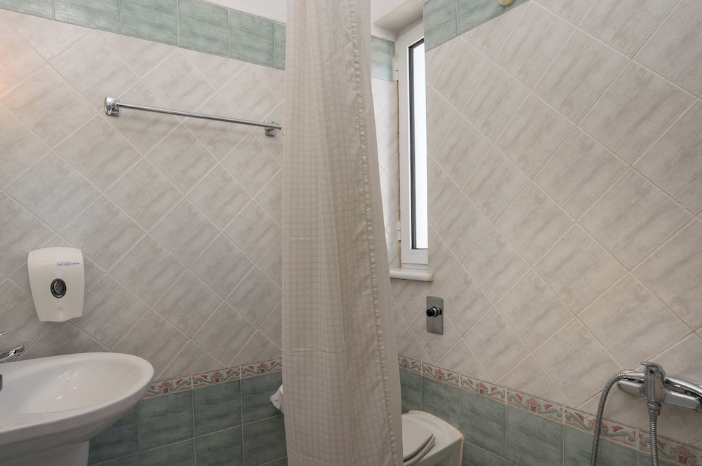 Suite, 1 Bedroom, Sea View (Roof Garden) photo 3
