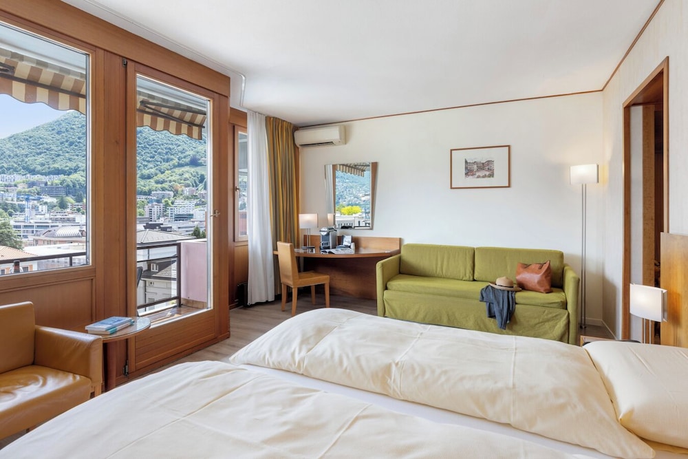 Panoramic Double Room, Balcony, Lake View photo 1