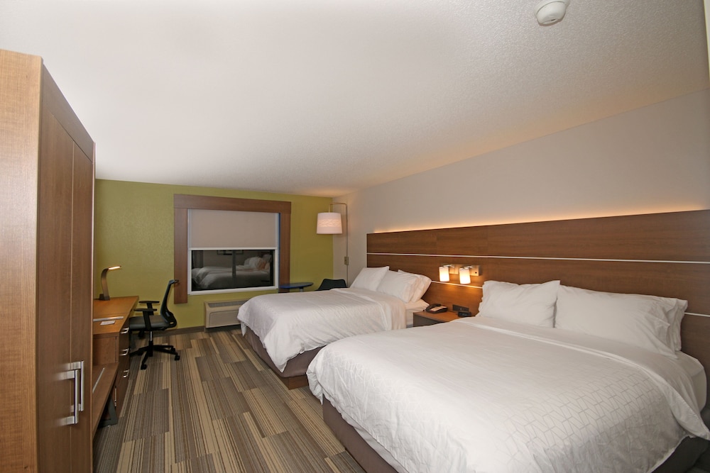 Standard Room, 2 Twin Beds, Accessible (Communications, Accessible Tub) - Photo 7