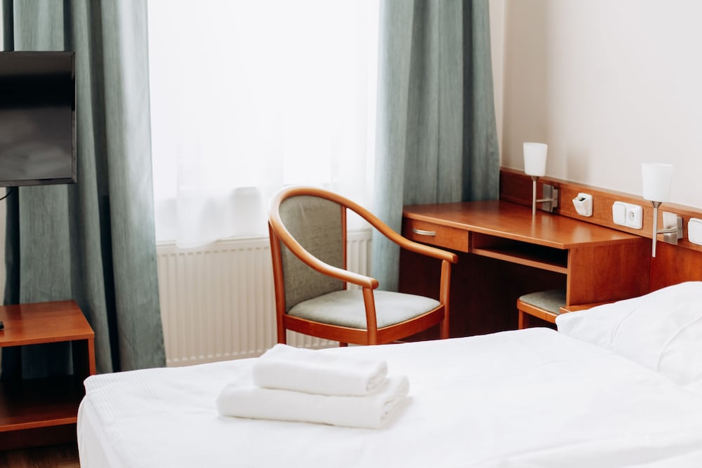 Standard Double Room - Photo 6