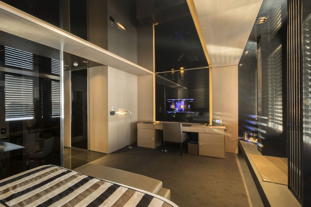 Standard Room, Sea View thumbnail 6