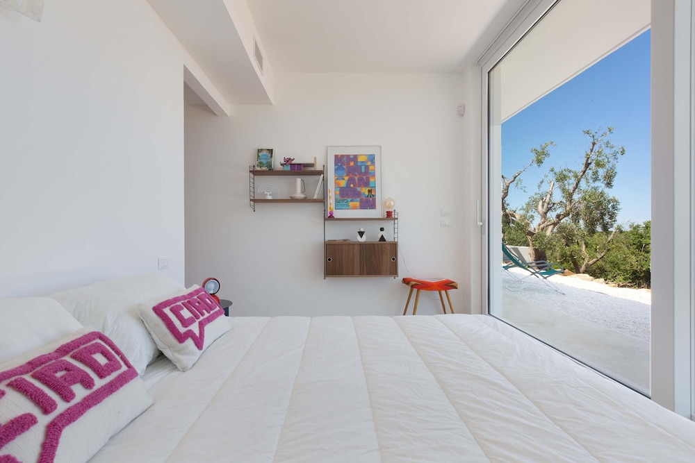 Villa photo 3