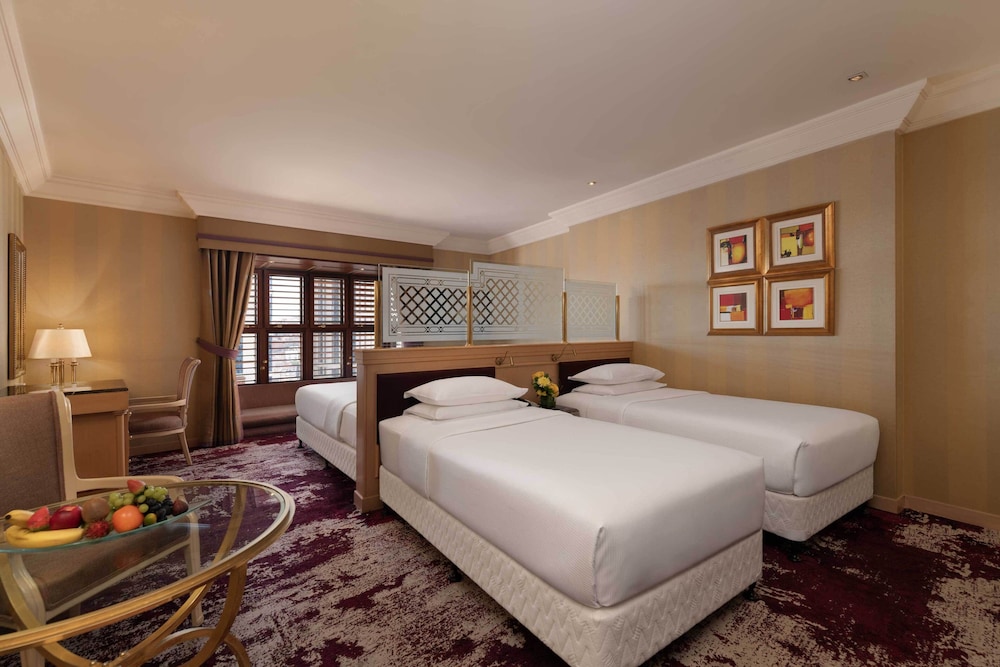 Family Room (4 Single Beds) photo 1