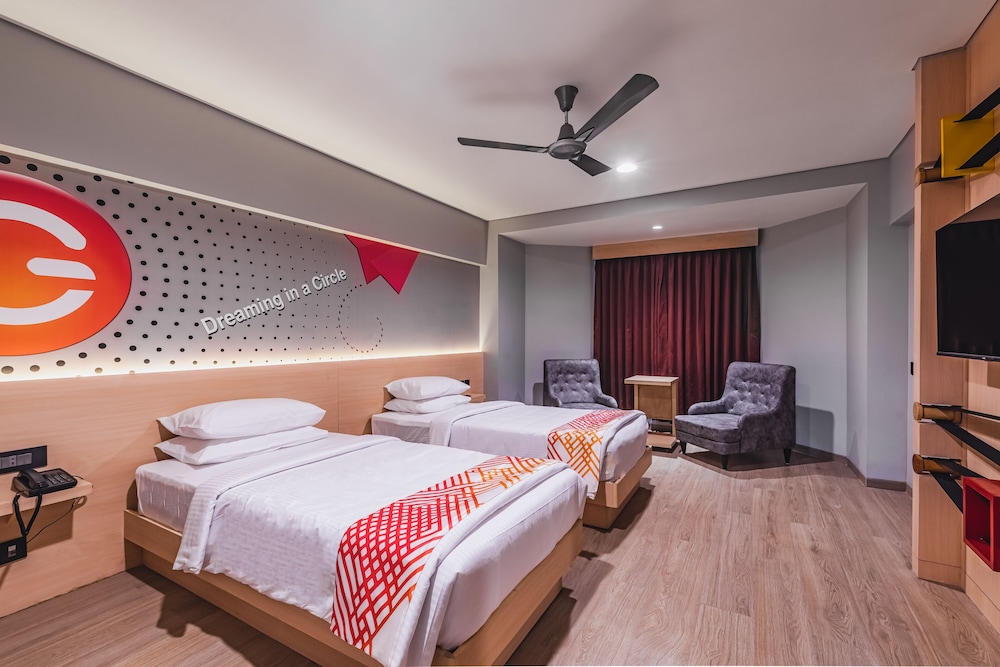D-Luxe Twin Room - Photo 1
