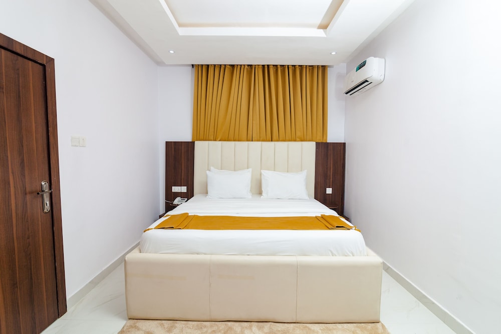 Deluxe Room - Photo 1