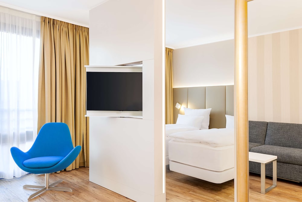 Junior Suite, Courtyard Area (Extra Bed 3 adults)