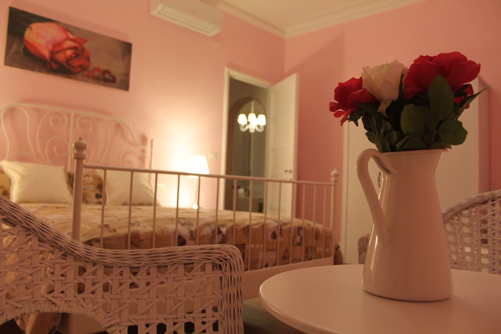 Deluxe Double Room (External private bathroom)