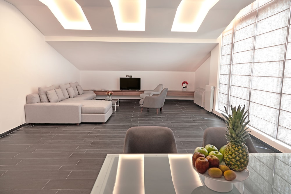 Family Apartment photo 1