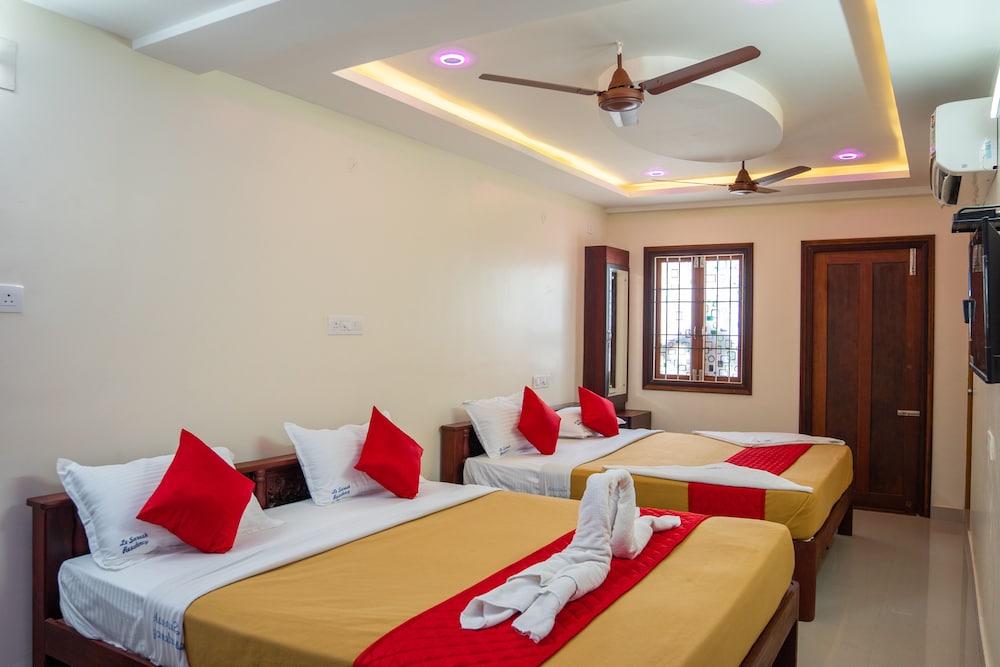 Deluxe Suite