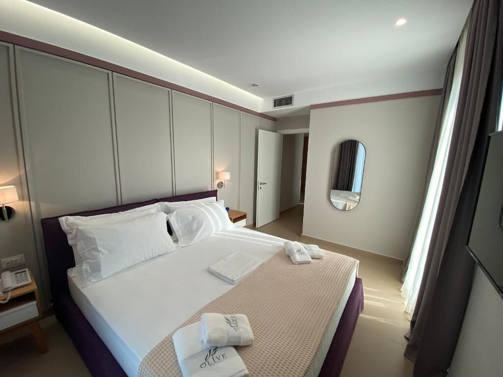 Deluxe Suite photo 2