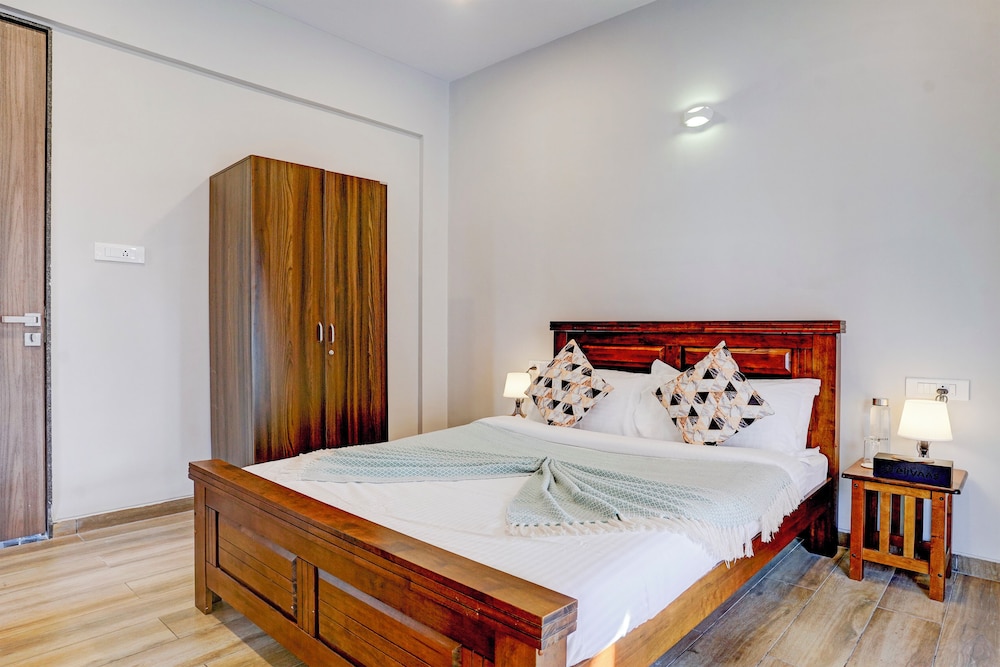 Deluxe Room, Non Smoking, Garden View