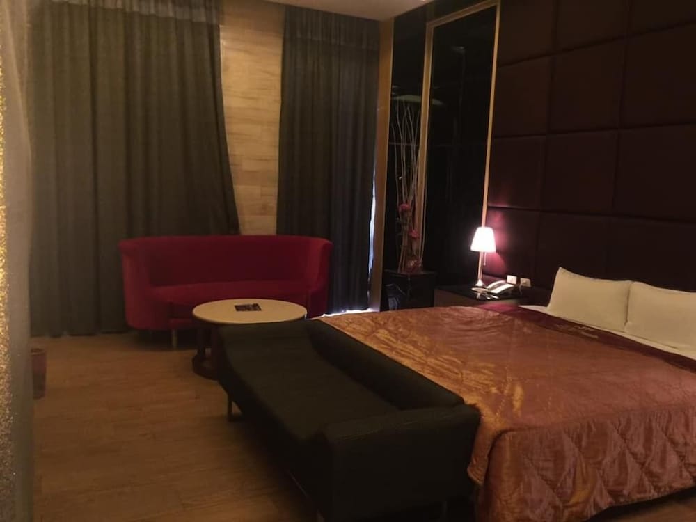 Deluxe Double Room photo 3
