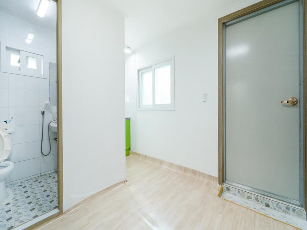 Basic Room, 1 Bedroom (Geumnanghwa(nowithpet)) photo 2