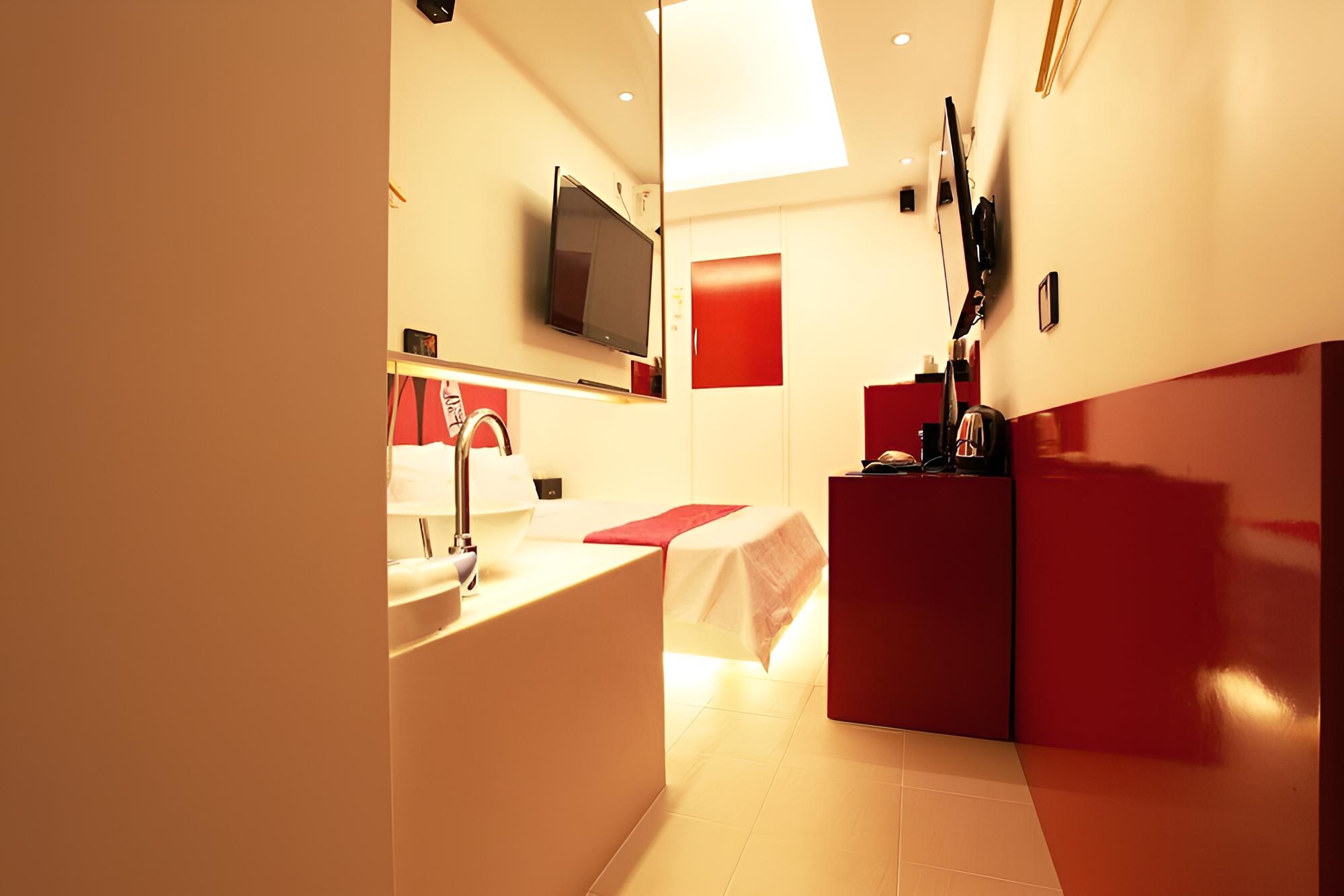 Room (Standard room (available for watching) - Photo 3