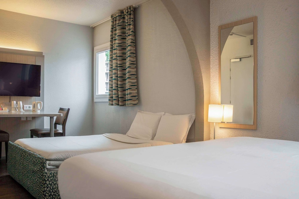 Standard Room, 1 Double Bed - Photo 14