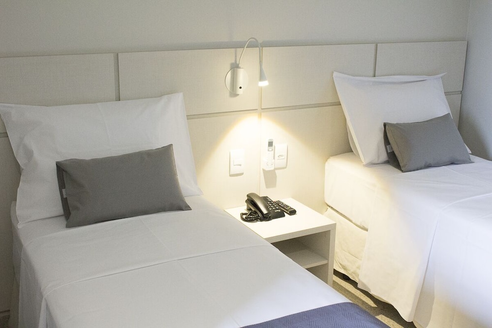 Executive Twin Room - Photo 1
