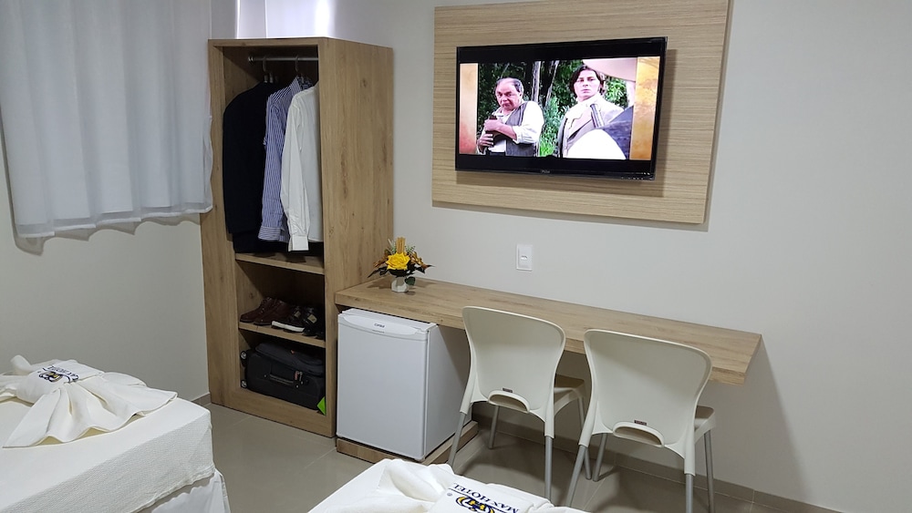Superior Triple Room, 3 Twin Beds - Photo 4