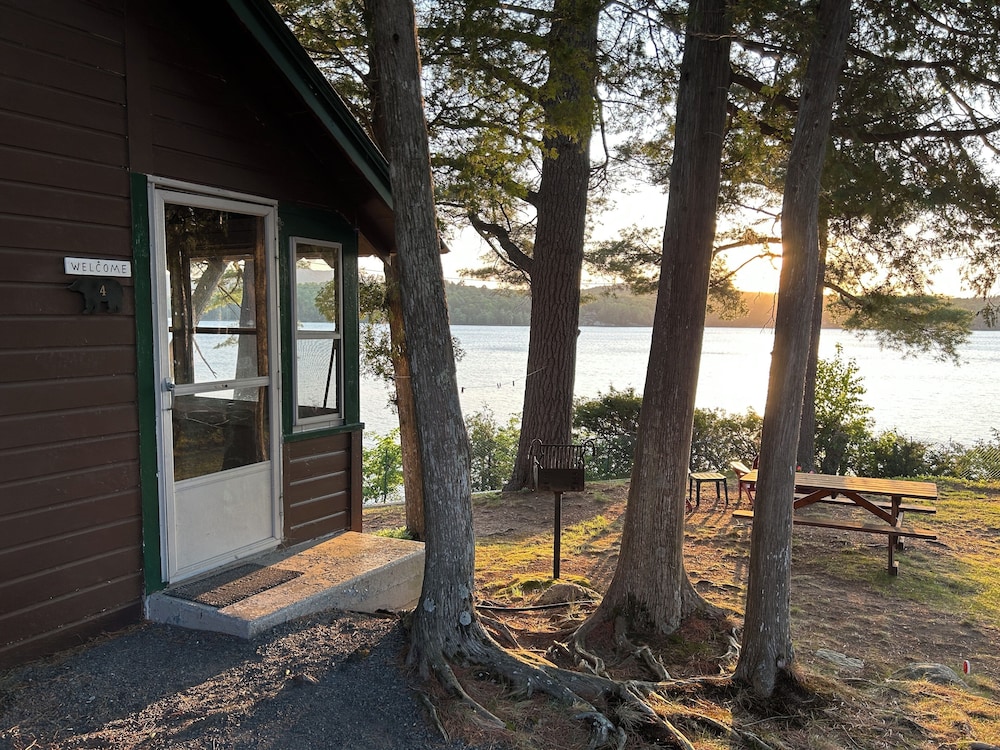 Cabin photo 2