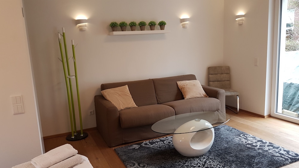 Deluxe Apartment, 1 Queen Bed with Sofa bed (incl. end cleaning fee €35) photo 1