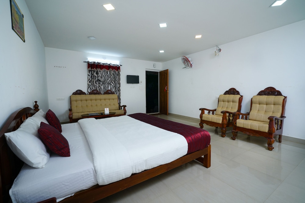 Deluxe Double Or Twin Room, 1 Queen Bed photo 1
