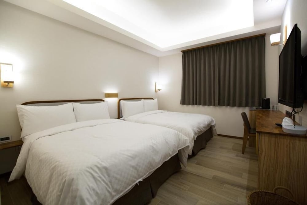 Quadruple Room - Photo 2