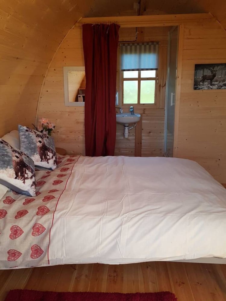 Cabin photo 2
