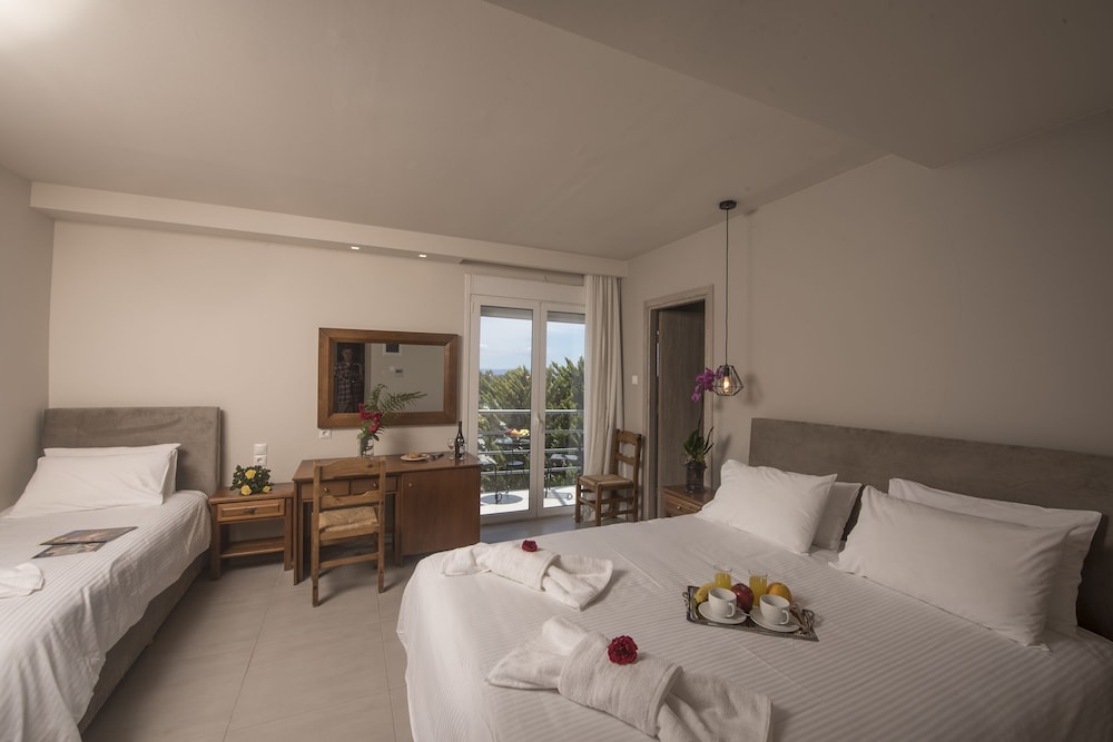 Superior Double Room - Photo 10
